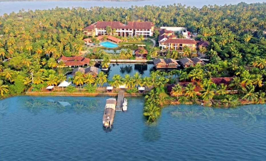 Plumeria Lake Resort & Spa Vayalār Extérieur photo