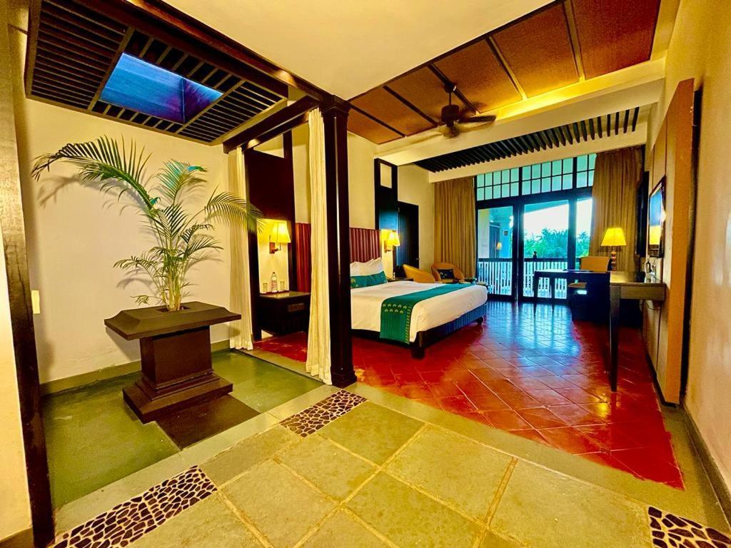 Plumeria Lake Resort & Spa Vayalār Extérieur photo