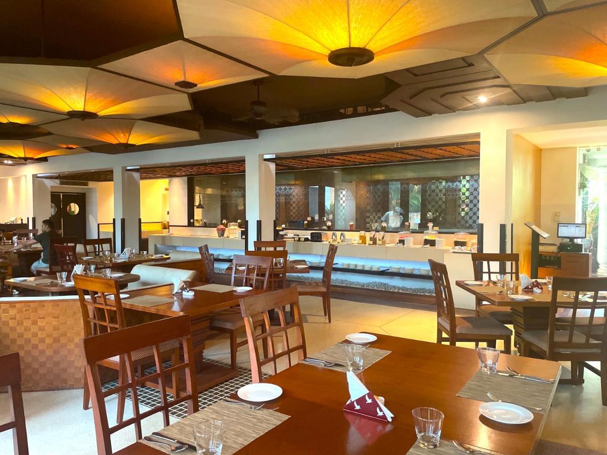Plumeria Lake Resort & Spa Vayalār Extérieur photo