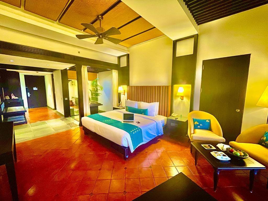 Plumeria Lake Resort & Spa Vayalār Extérieur photo
