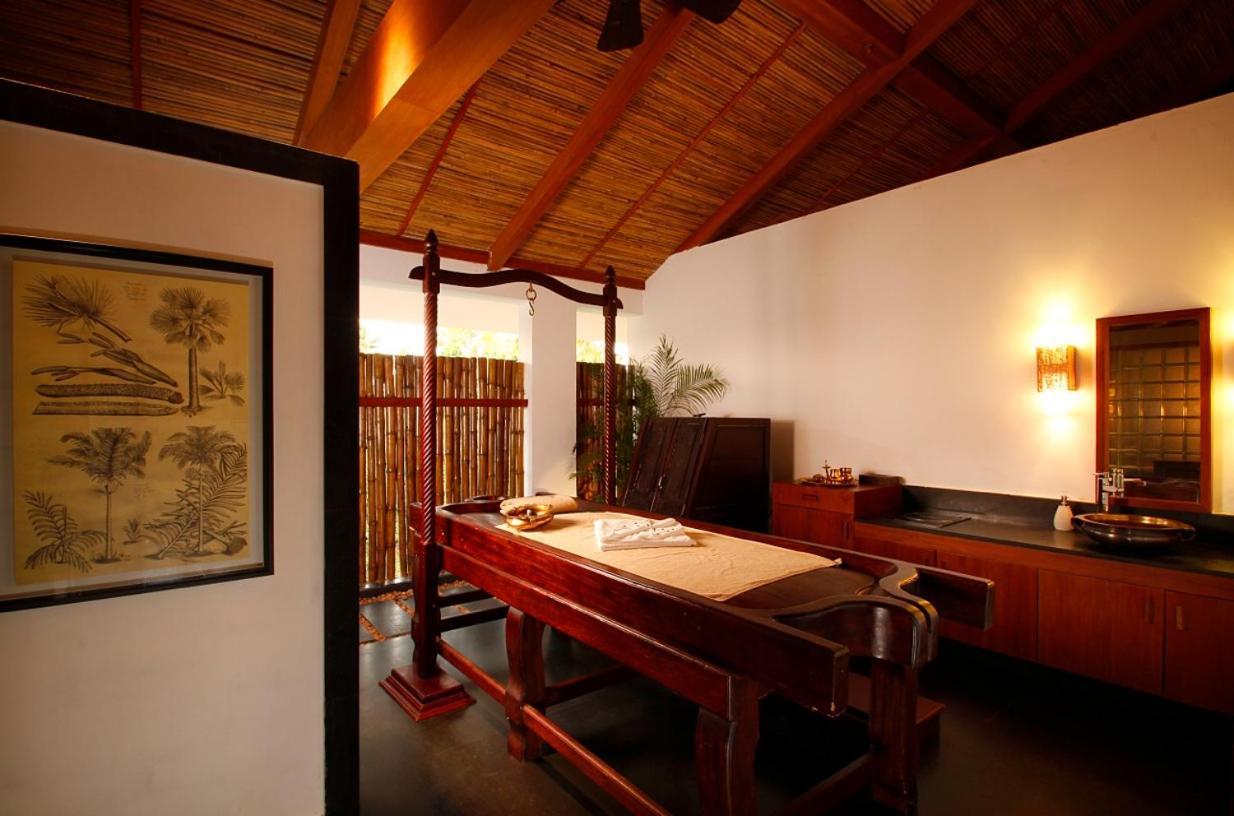 Plumeria Lake Resort & Spa Vayalār Extérieur photo
