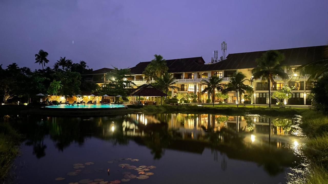 Plumeria Lake Resort & Spa Vayalār Extérieur photo