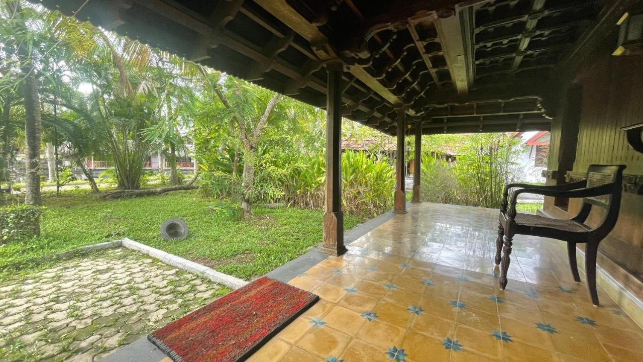 Plumeria Lake Resort & Spa Vayalār Extérieur photo