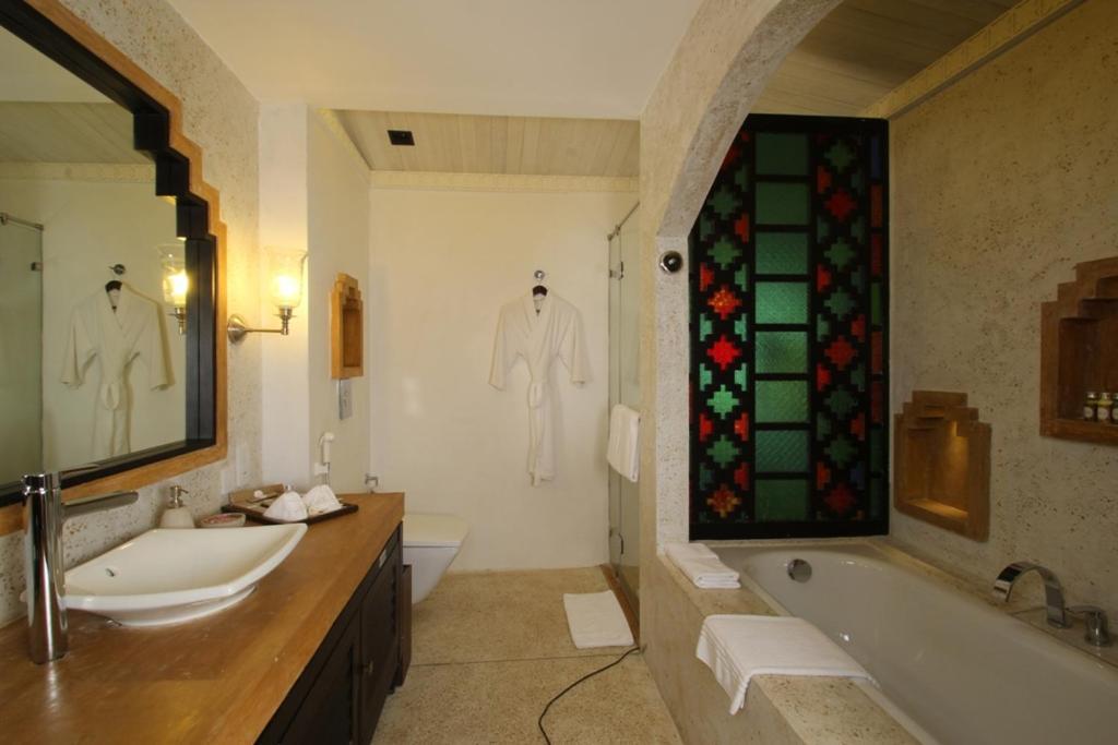 Plumeria Lake Resort & Spa Vayalār Extérieur photo