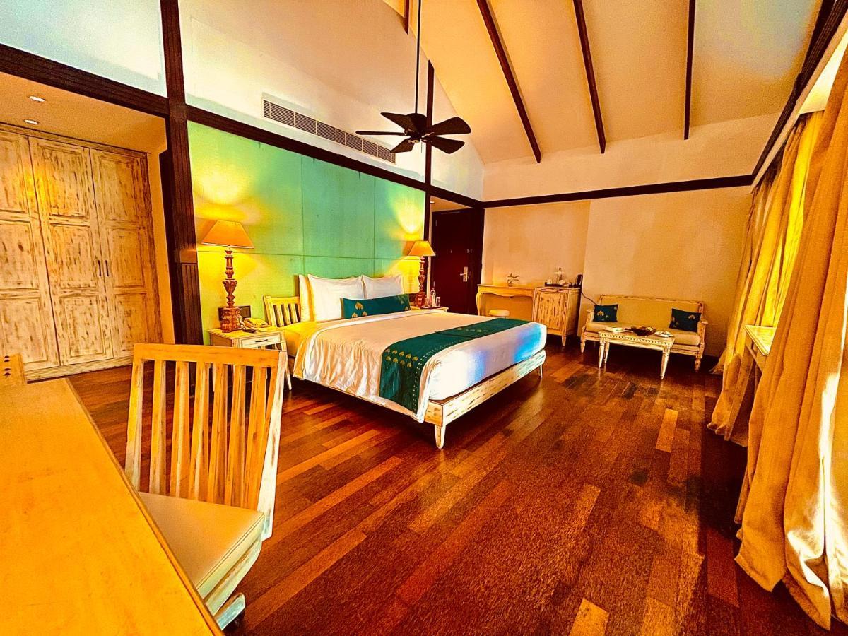 Plumeria Lake Resort & Spa Vayalār Extérieur photo